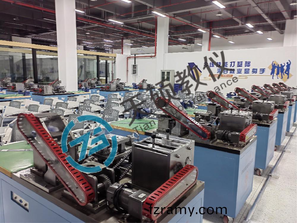 裝(zhuang)配鉗(qian)工(gong)實(shi)訓室