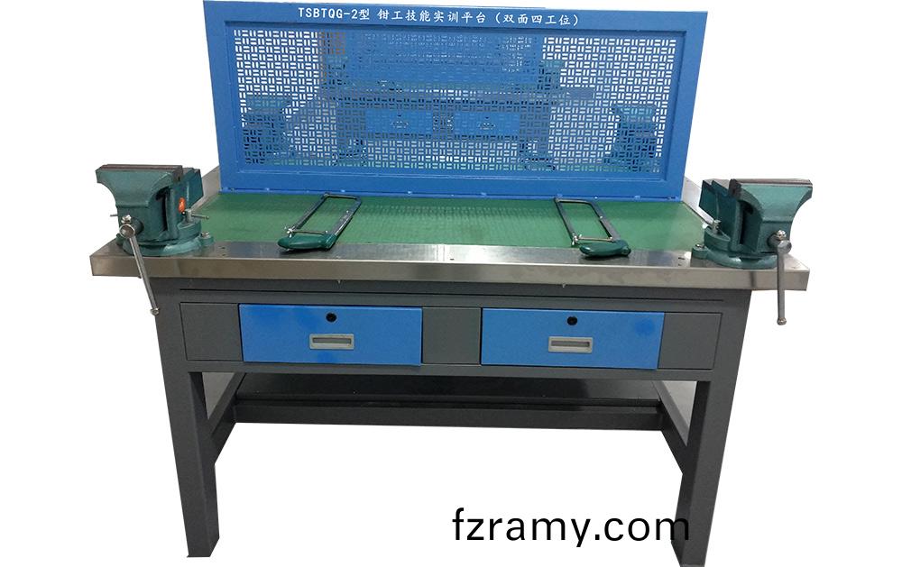 鉗(qian)工實訓係(xi)列