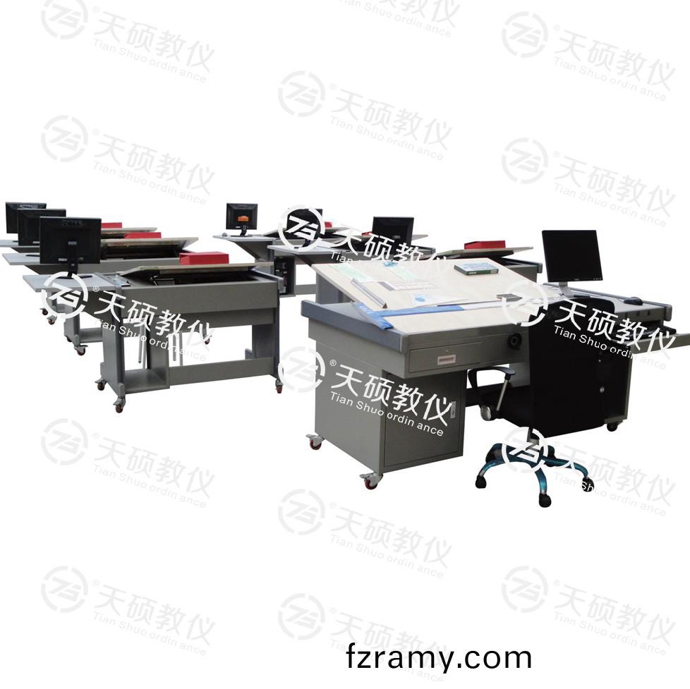 TSDH-1型(xing) 豪(hao)華型(xing)工(gong)程製圖(tu)實訓室(shi)設(she)備(bei)