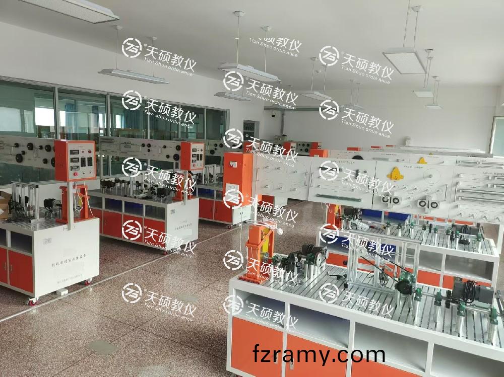 烏(wu)魯木齊技(ji)師學(xue)院(yuan) 電(dian)氣工程(cheng)及機(ji)電(dian)裝調(diao)實訓室(shi)設備(bei)採(cai)購(gou)項(xiang)目(mu)  順利安裝、調試、培訓、驗(yan)收通過(guo)！